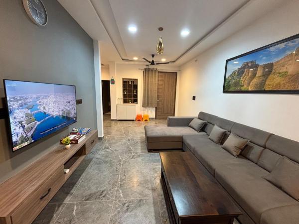 Arvasa Homes - Tranquil 3 BHK Getaway, Book  Rajasthan hoteller med parkering, Parkering