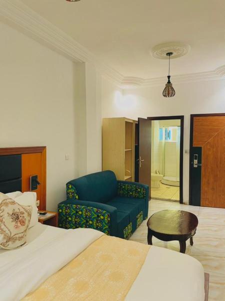 Residence samba, Book  Douala Wouri