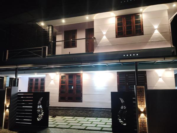 Chillout stay, Book  North Paravur New Delhi