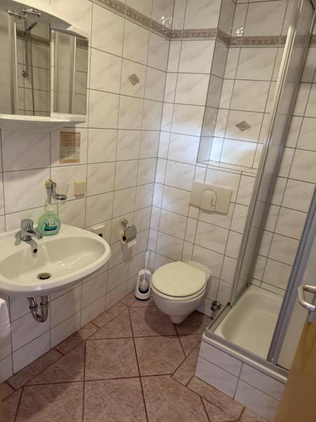 Hotel Leonis, Book  Aue-Bad Schlema Sachsen