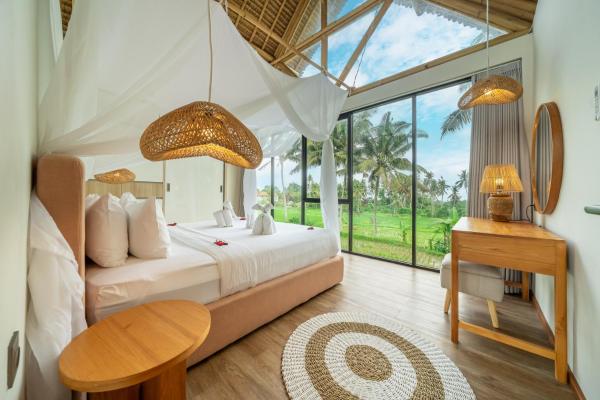 Green Harmony 4 - 1BR Villa in Tranquil Ricefield, Book  Ubud Gianyar