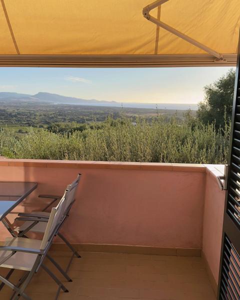 BouganVilla - Bilocale Vista Mare a Badesi, Book  Hoteller i Costa Paradiso med pool, Swimmingpool