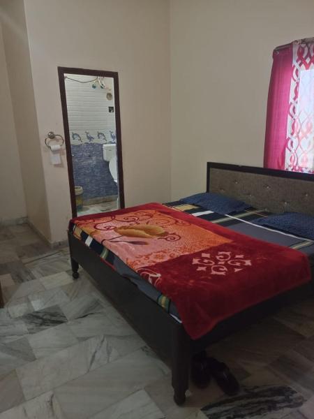 Mahadev hotel bambor, Book  Rajasthan hoteller med parkering, Parkering