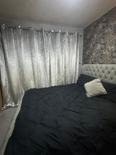 Manchester Guesthouse, Book  Manchester og omegn hoteller med parkering, Parkering