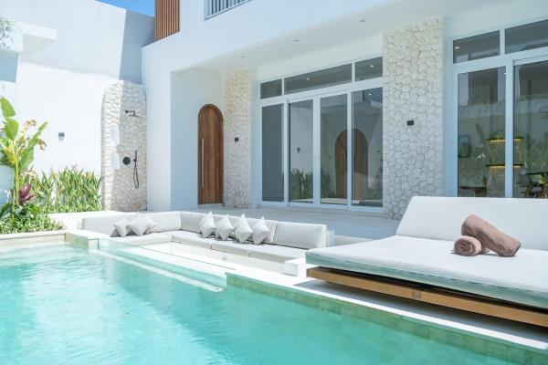 Heart of Bingin, 2BR Private Villa Solina, Book  Bingin Beach hoteller med pool, Swimmingpool