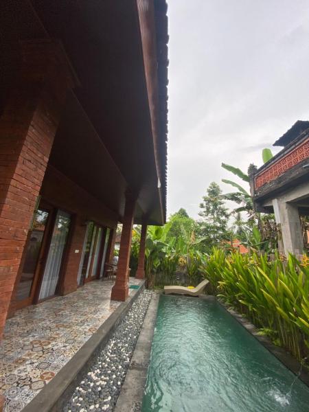 PurnaSari Villa Ubud, Book  Hoteller i Bali med pool, Swimmingpool