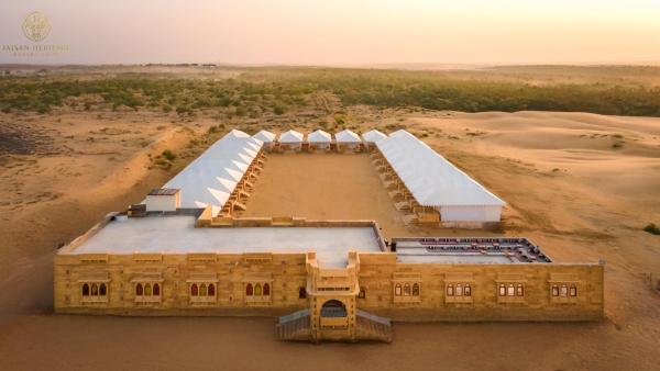 Jaisan Heritage Desert Camp, Book  Rajasthan hoteller med parkering, Parkering