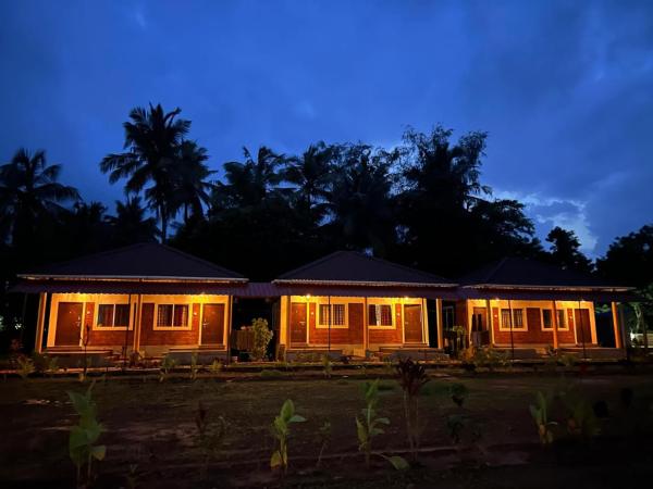 COZINN B128 at Gokarna Beach, Book  Gokarna Bangalore