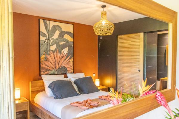 Village Soleil, Book  Grande-Terre hoteller med pool, Swimmingpool