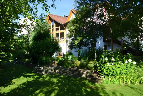 Naturferienwohnung Am Lautergarten, Book  Indelhausen 