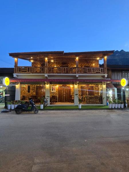 Sokmixay Backpackers hostel, Book  Nongkhiaw 
