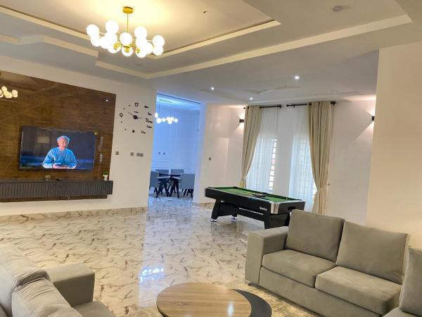 Luxe Haven Lekki, Book  Ikota Lagos