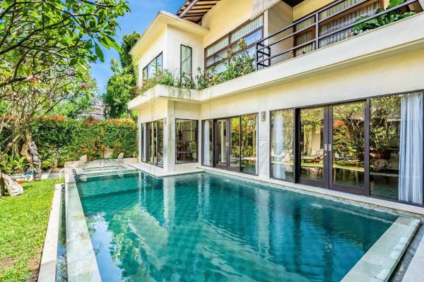 Panatai Villa, Book  Hoteller i Bali med pool, Swimmingpool