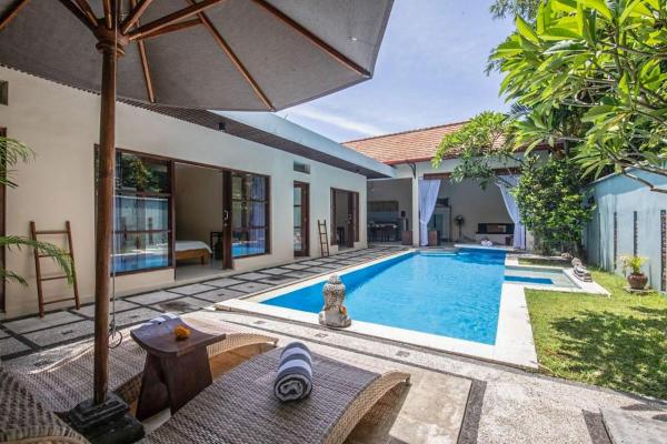Batur Villa, Book  Pererenan Bali