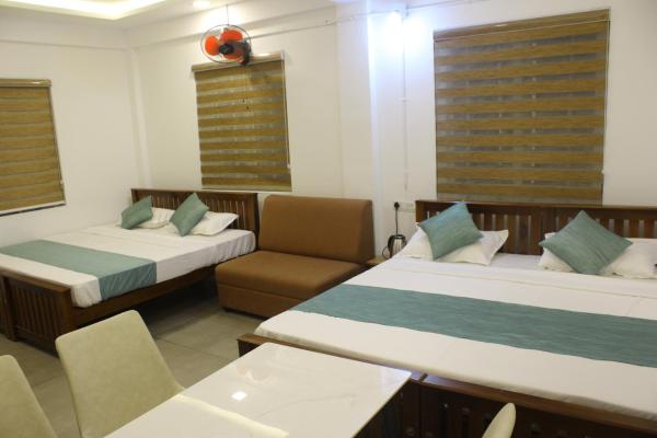 Skyline Inn, Book  Anachal New Delhi