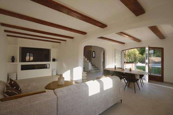 Villa des Aubes, Book  Aubagne Carros