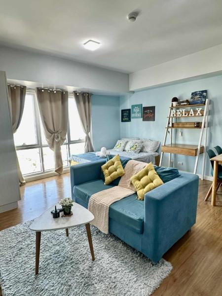 Bleu Suite in Abreeza Place Davao City, Book  Romblon hoteller med pool, Swimmingpool
