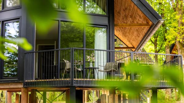 Natuur Villa met Hottub | 2 personen - Resort Valley, Book  Gelderland hoteller med pool, Swimmingpool