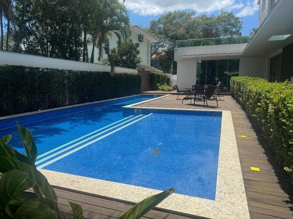 Villa Jurerê é Destino Floripa, Book  Jurerê 