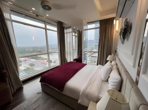 Executive Prestige Hotel Apartments Facing Centautus - Elysium Tower Islamabad, Book Lejlighed Blue Area Islamabad
