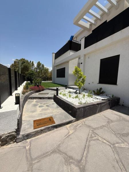וילה יובל, Book  Yuval Upper Galilee