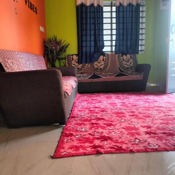 Coorg veena villa, Book  Bangalore hoteller med parkering, Parkering