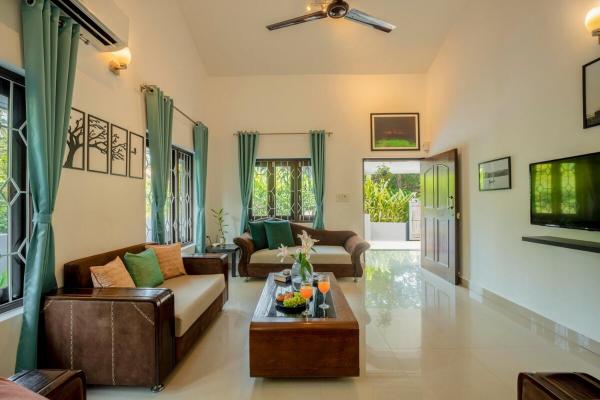 Bliss Villa 4BHK with Private Pool, Siolim, North Goa, Book  Hoteller i New Delhi med pool, Swimmingpool