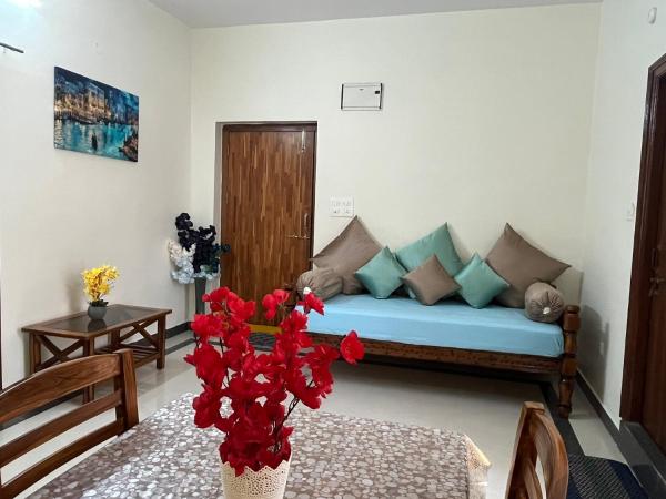 Premium 1BHK Gachibowli-Walk to AIG DLF Microsoft, Book  Gachibowli 