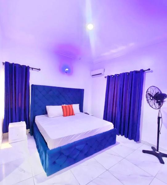 Tristone Hotel&Apartments, Book Lejlighed Okunaja Lagos