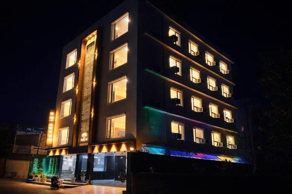 Hotel Royal Dot, Haridwar, Book  Jamb New Delhi