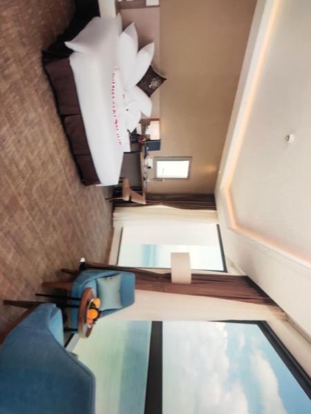 Azure Crown Hotel & Suite, Book  Nha Trang Khanh Hoa