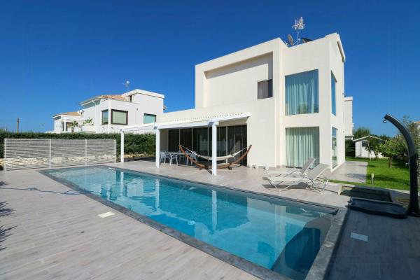 Modern Villa With Views Of Ortigia, Book  Carrozziere – Fonte Ciane Syracuse Area