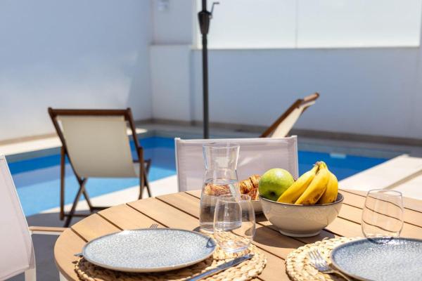 Villa Feliz, Book  Los Buenos Murcia