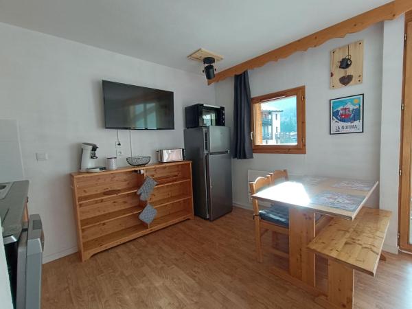 Les Chalets de la Vanoise, Book Chalet Hoteller i Rhône-Alps med parkering, Parkering