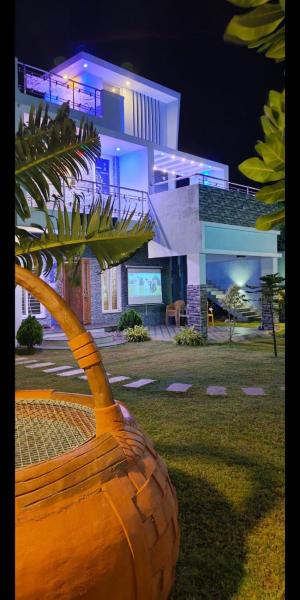 ECR Beach Villa with Private Swimming Pool - R&B, Book  Tirupporūr Tamil Nadu