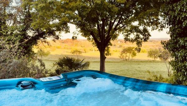 Villa des Vignes et Spa, Book  Quarante Hérault