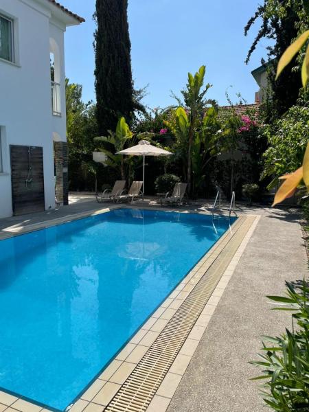 Villa Samantha, Book  Paralimni Famagusta