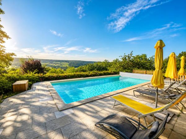 Clos de Fougères - Chambres d\hôtes, Book  Magnien hoteller med pool, Swimmingpool