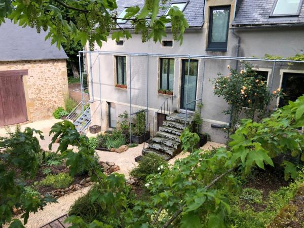 Les gites du renard souriant, Book  Cussy-en-Morvan Burgund
