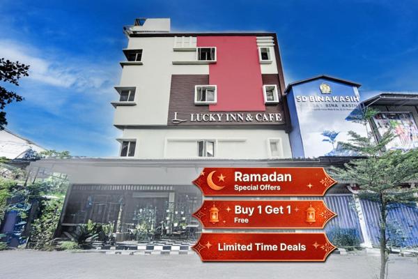 Hotel O Makassar near Mall Panakukang formerly Hotel Lucky Inn Makassar, Book  Sulawesi hoteller med parkering, Parkering
