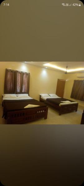 Sri Kumaran Lodge & Hall, Book  Tiruchendur 