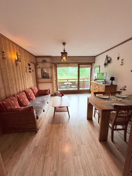 Le Nid du Vercors Terrasse & Garage Privé, Book  Hoteller i Rhône-Alps med parkering, Parkering