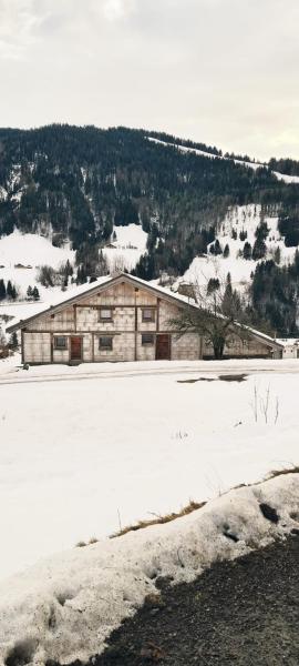 Chalet Dakota, Book Chalet Hoteller i Rhône-Alps med parkering, Parkering