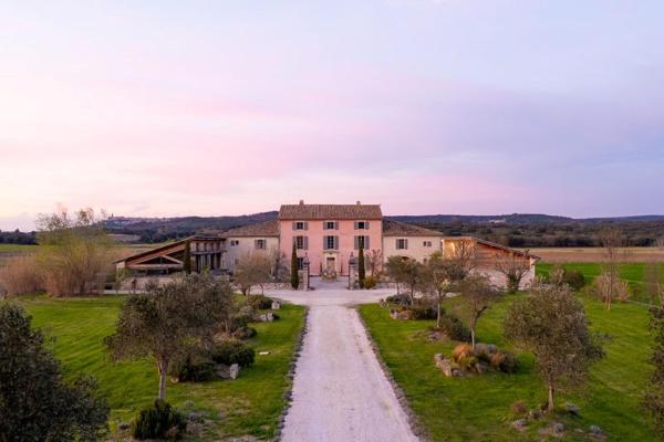 Domaine des Terres Noires, Book  Hoteller i Drôme Provençale med pool, Swimmingpool