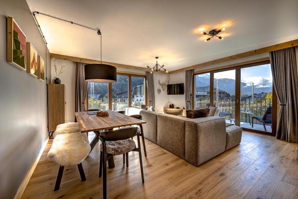 Blanc Mont-Blanc, Book Hotel Hoteller i Rhône-Alps med parkering, Parkering