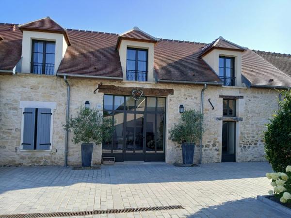 Lilau - Villa de charme avec parking et jardin près de Chantilly, Book  Gouvieux Oise