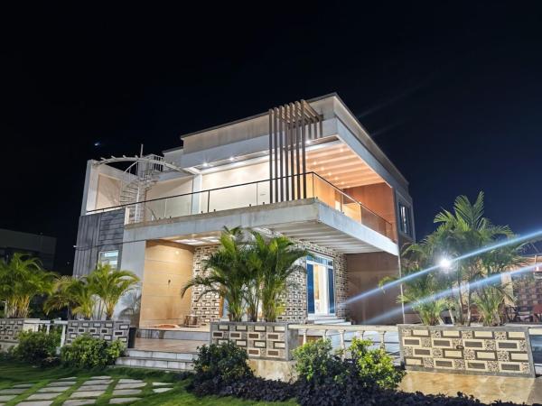 Silver Nest Farms 3BR Villa with Pool by Homeyhuts, Book  Hyderabad 