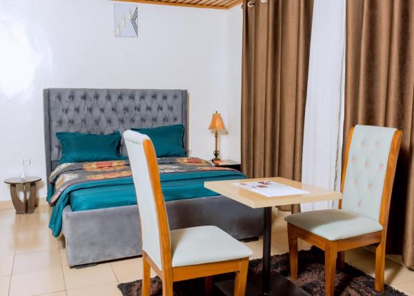 Hi-Pima Boutique Hotel, Book  Nyarugenge hoteller med parkering, Parkering