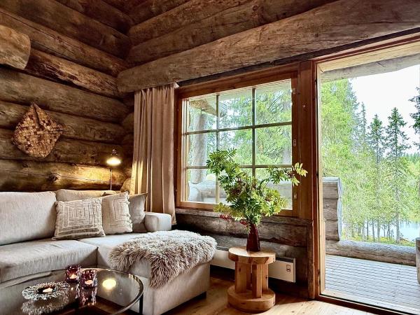 AURORA LAKE RUKA sauna, lakeside - Lapland Villas, Book  Hoteller i North Ostrobothnia med parkering, Parkering
