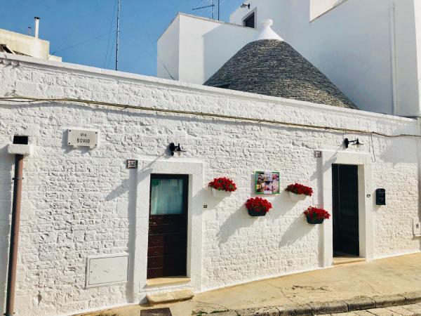 Trulli Bovio, Book  Alberobello Bari Province